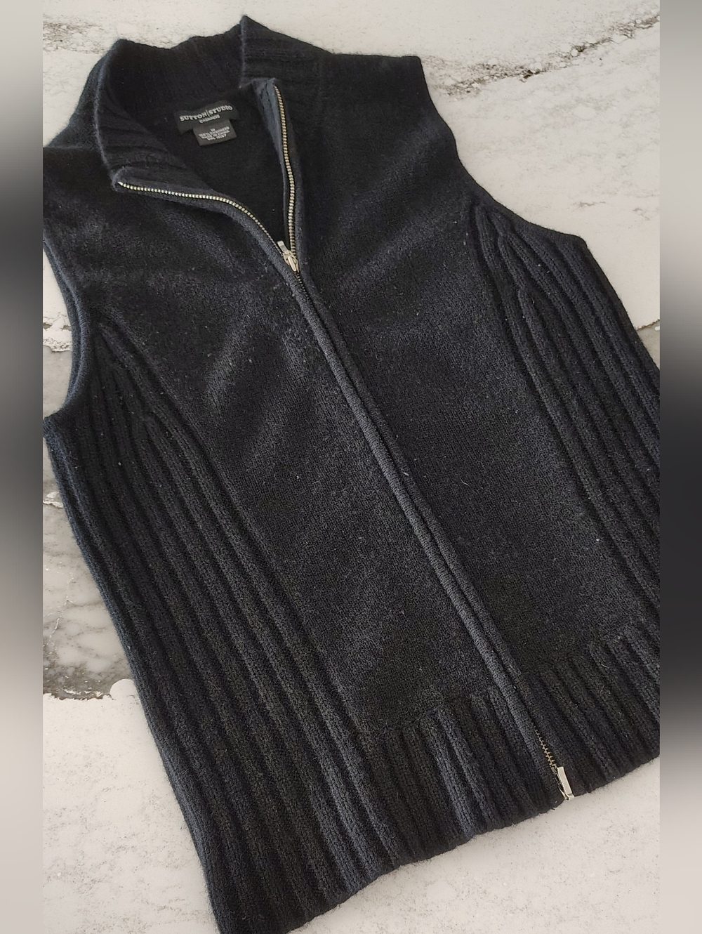 Sutton Studio Black Ribbed Zip-Front Cashmere Sweater Vest